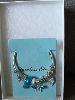 Women’s Charm Bangle Bracelet in Turquoise Blue
